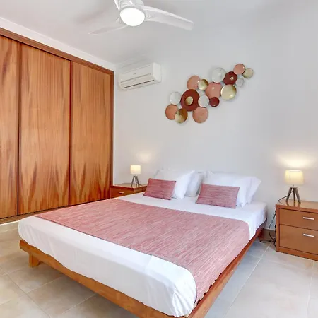 Center, Private Parking, Ac, 6ppl.