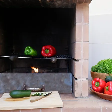 Center, Private Parking, Ac, 6ppl.