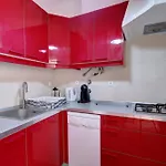 Center, Private Parking, Ac, 6ppl. Casa vacanze Olhão