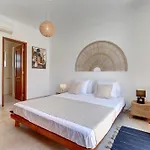 Center, Private Parking, Ac, 6ppl.